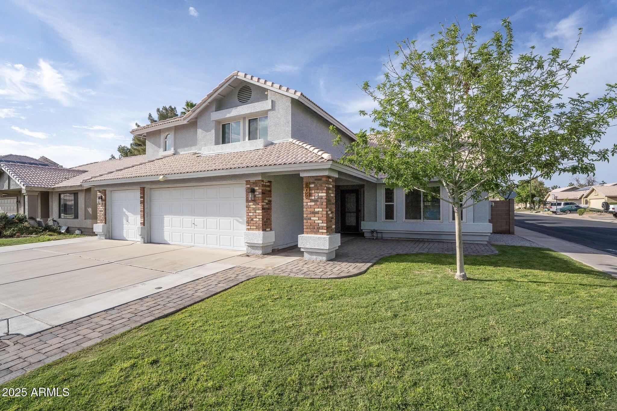 502 W SIERRA MADRE Avenue