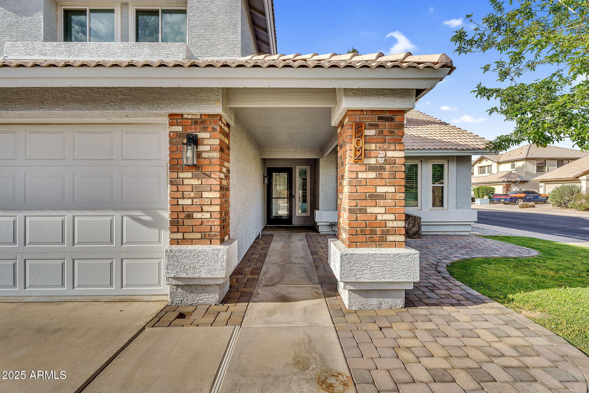 502 W SIERRA MADRE Avenue