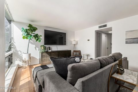 Property photo of 3242 E Camelback Road 102, Phoenix, AZ 85018