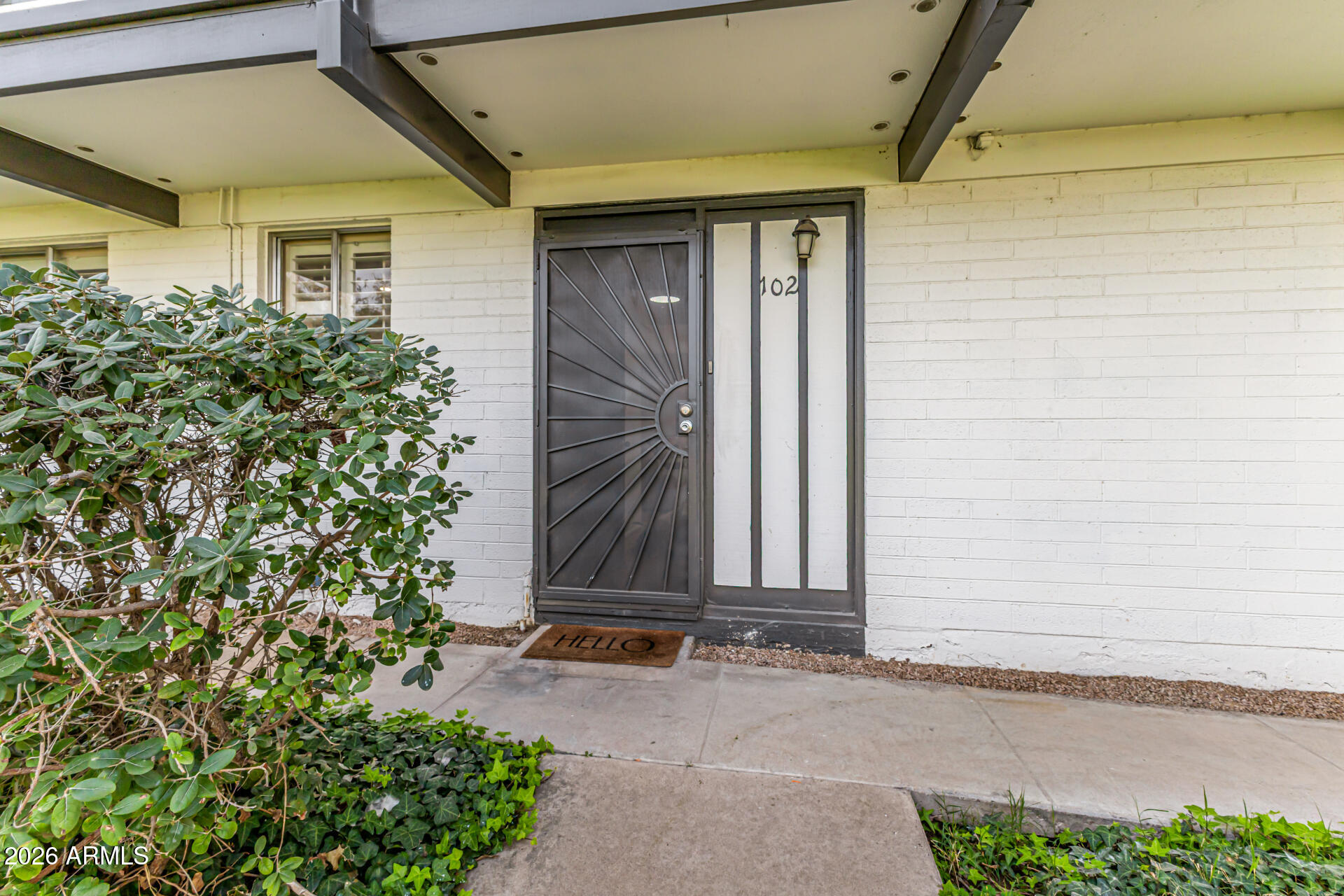 3242 E CAMELBACK Road 102