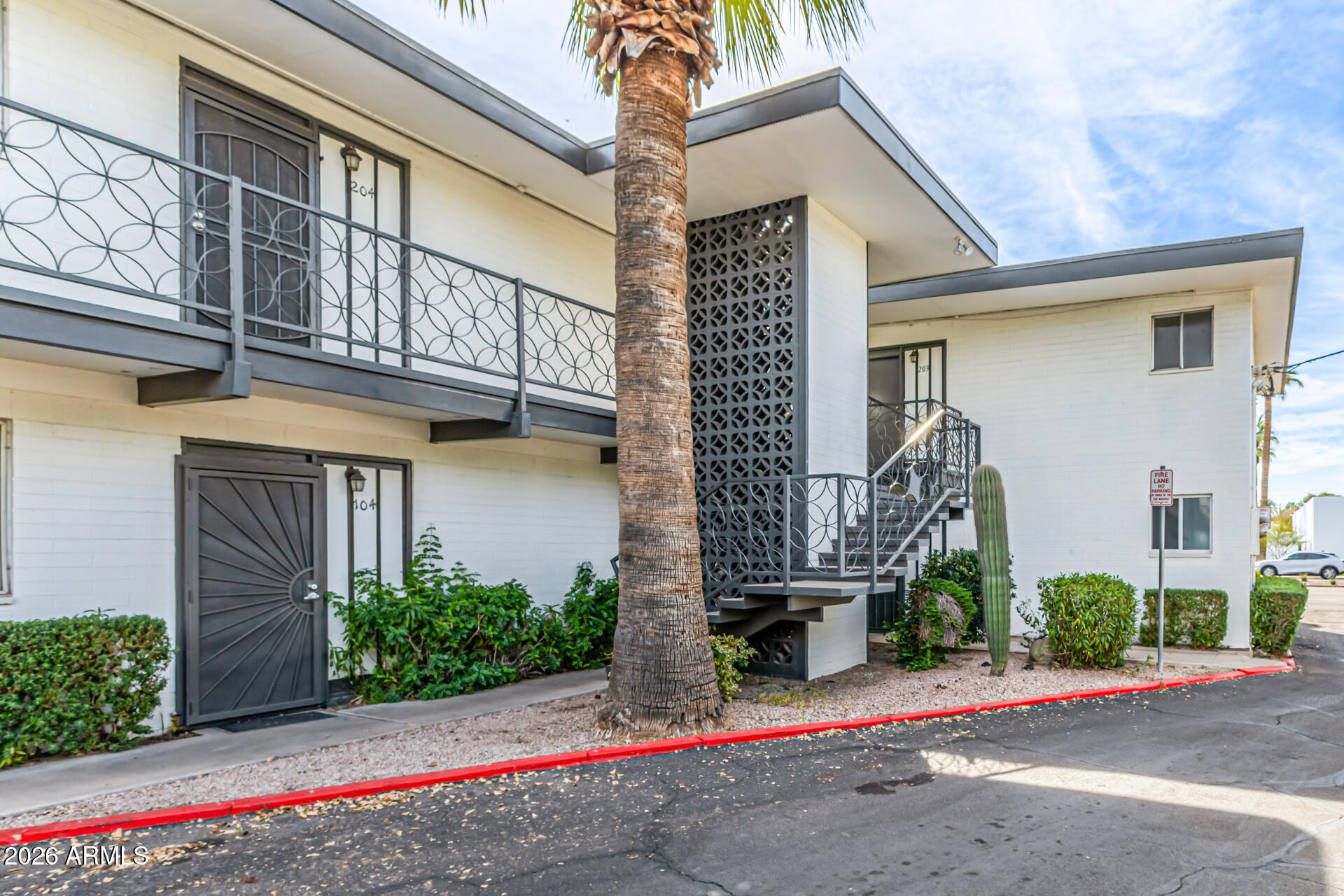 3242 E CAMELBACK Road 102