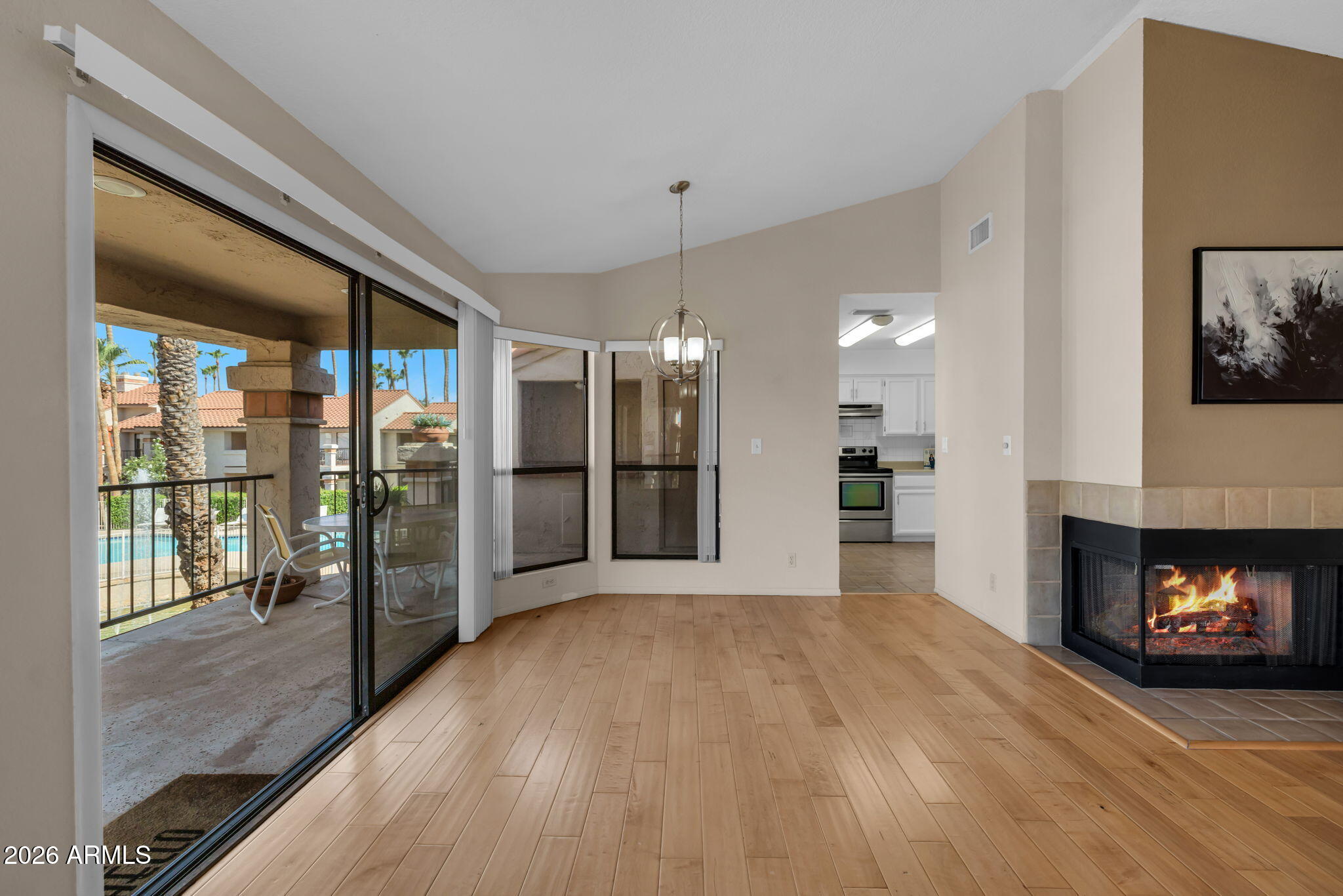 9707 E MOUNTAIN VIEW Road 2450