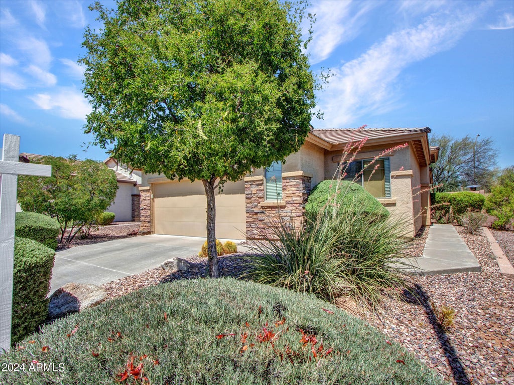 Photo of 40261 N La Cantera Drive, Anthem, AZ 85086 (MLS # 7071015)