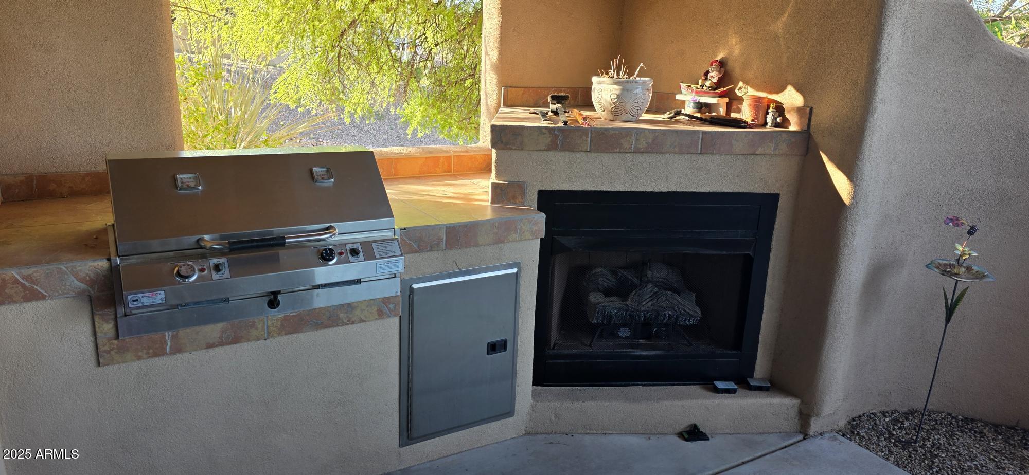 SAGUARO RIDGE CONDOMINIUMS - Residential