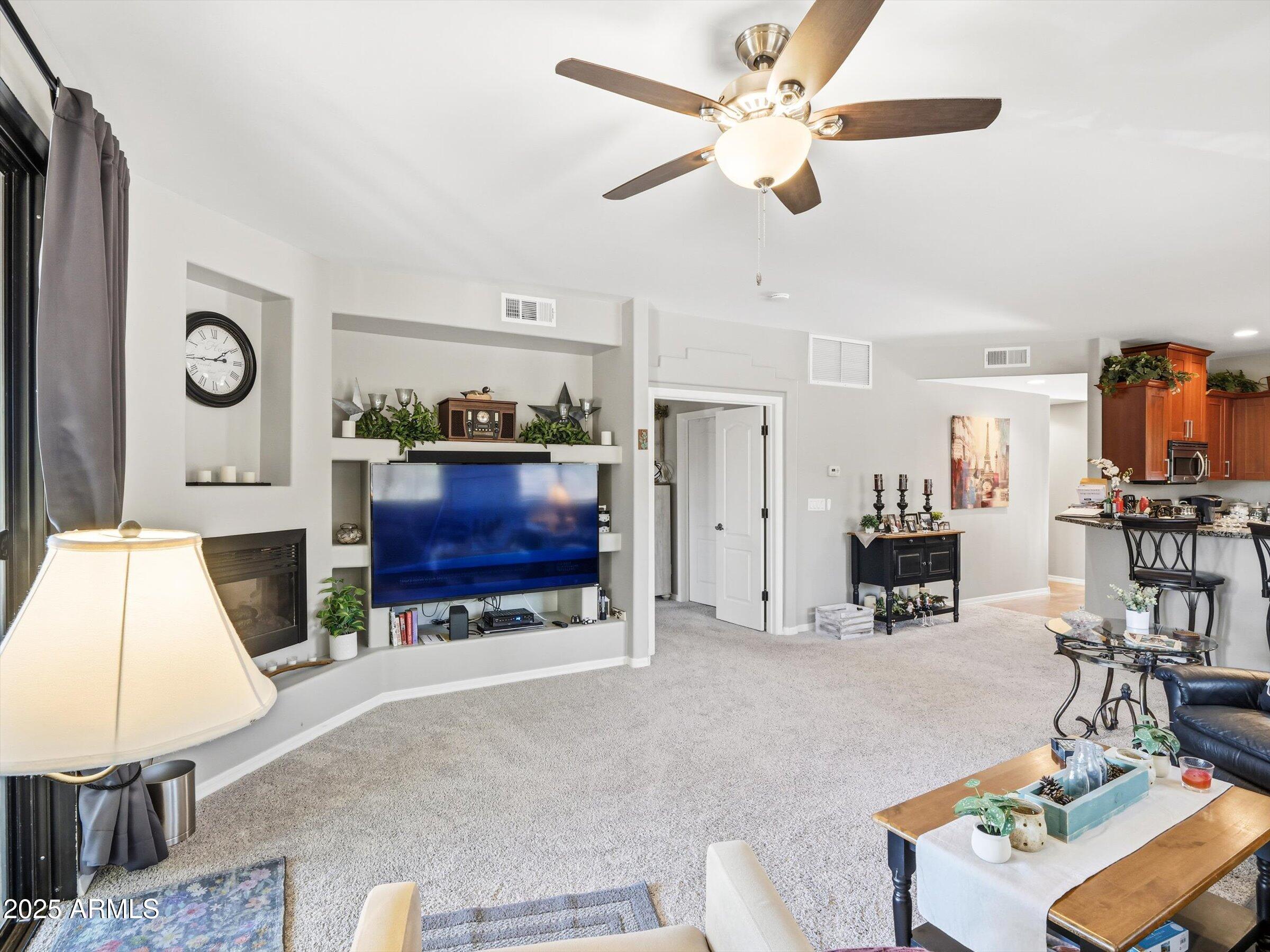 SAGUARO RIDGE CONDOMINIUMS - Residential