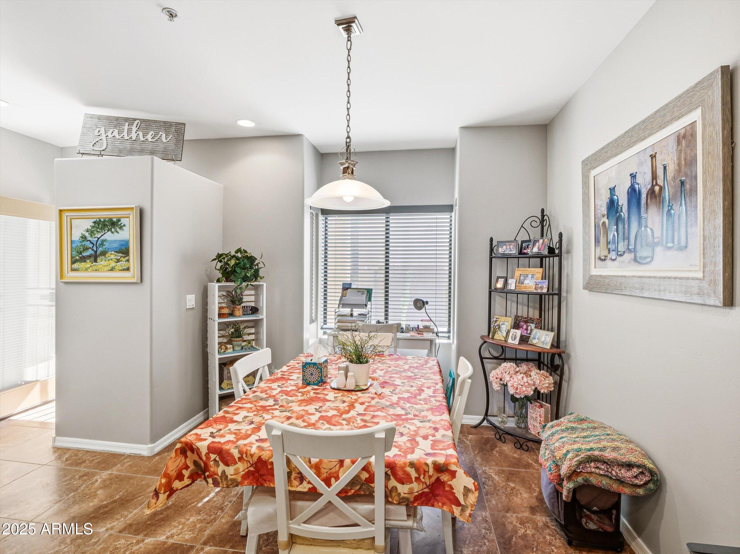 SAGUARO RIDGE CONDOMINIUMS - Residential