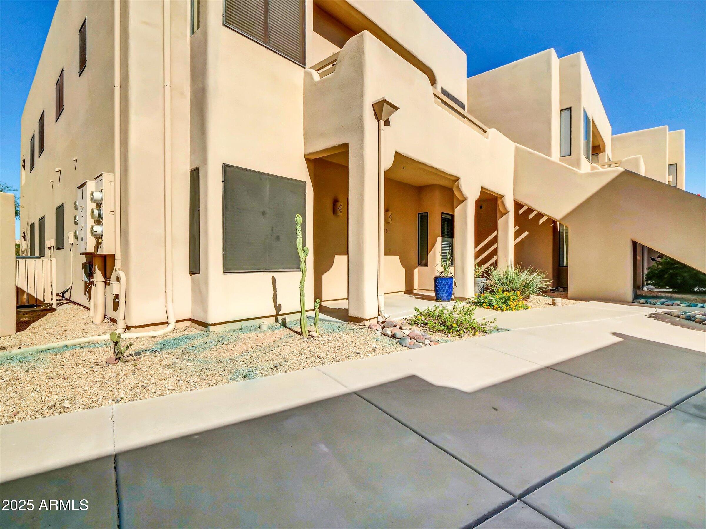 SAGUARO RIDGE CONDOMINIUMS - Residential