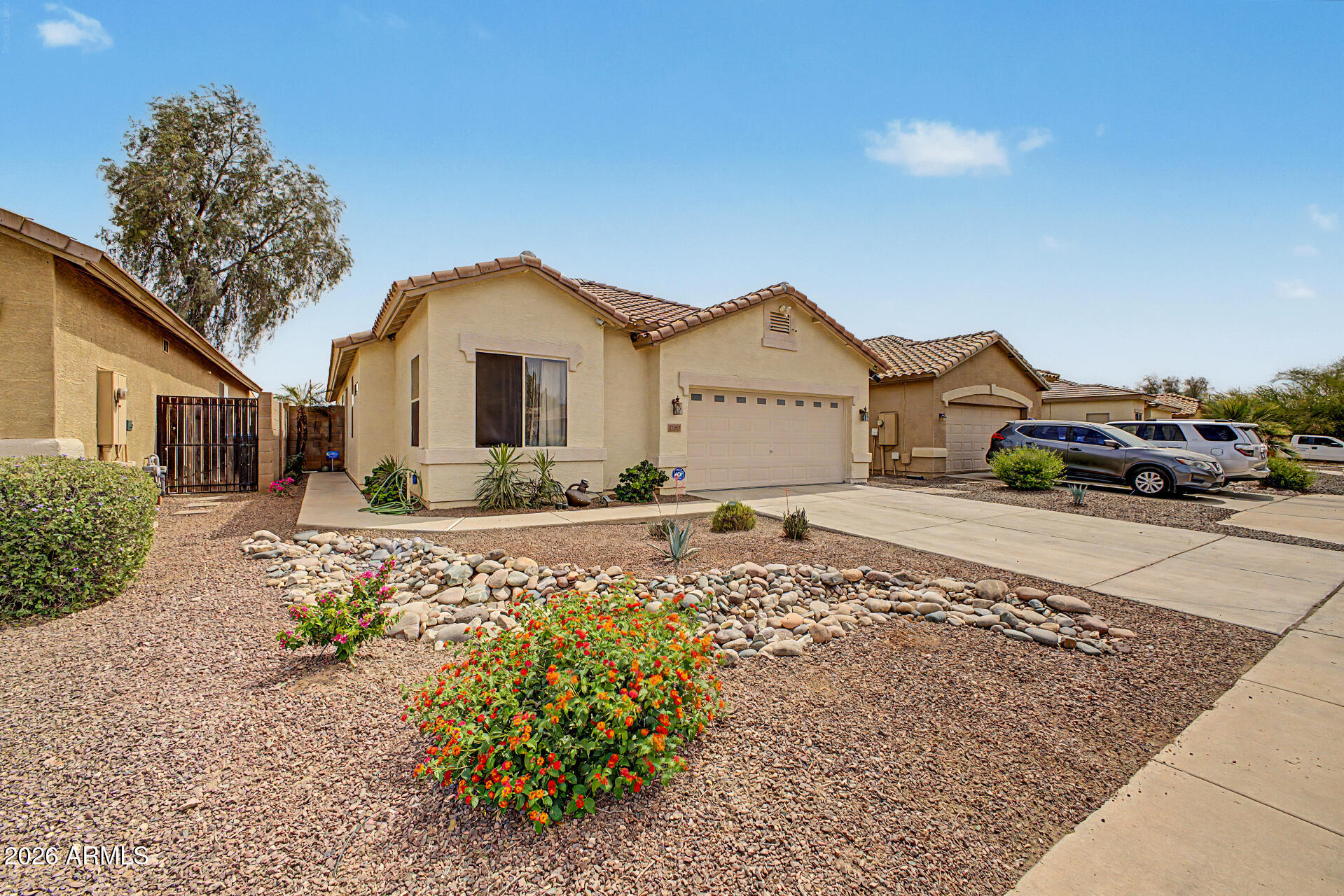 12801 W GLENROSA Drive