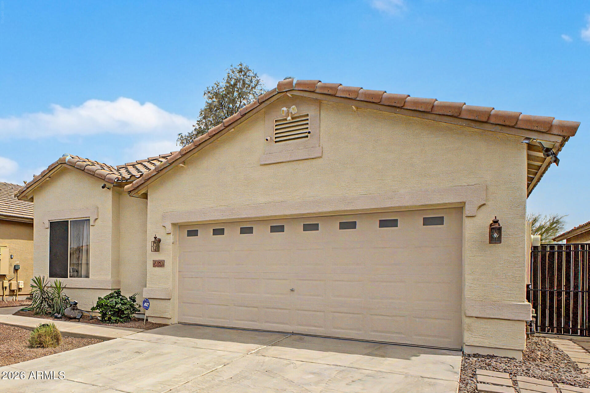 12801 W GLENROSA Drive