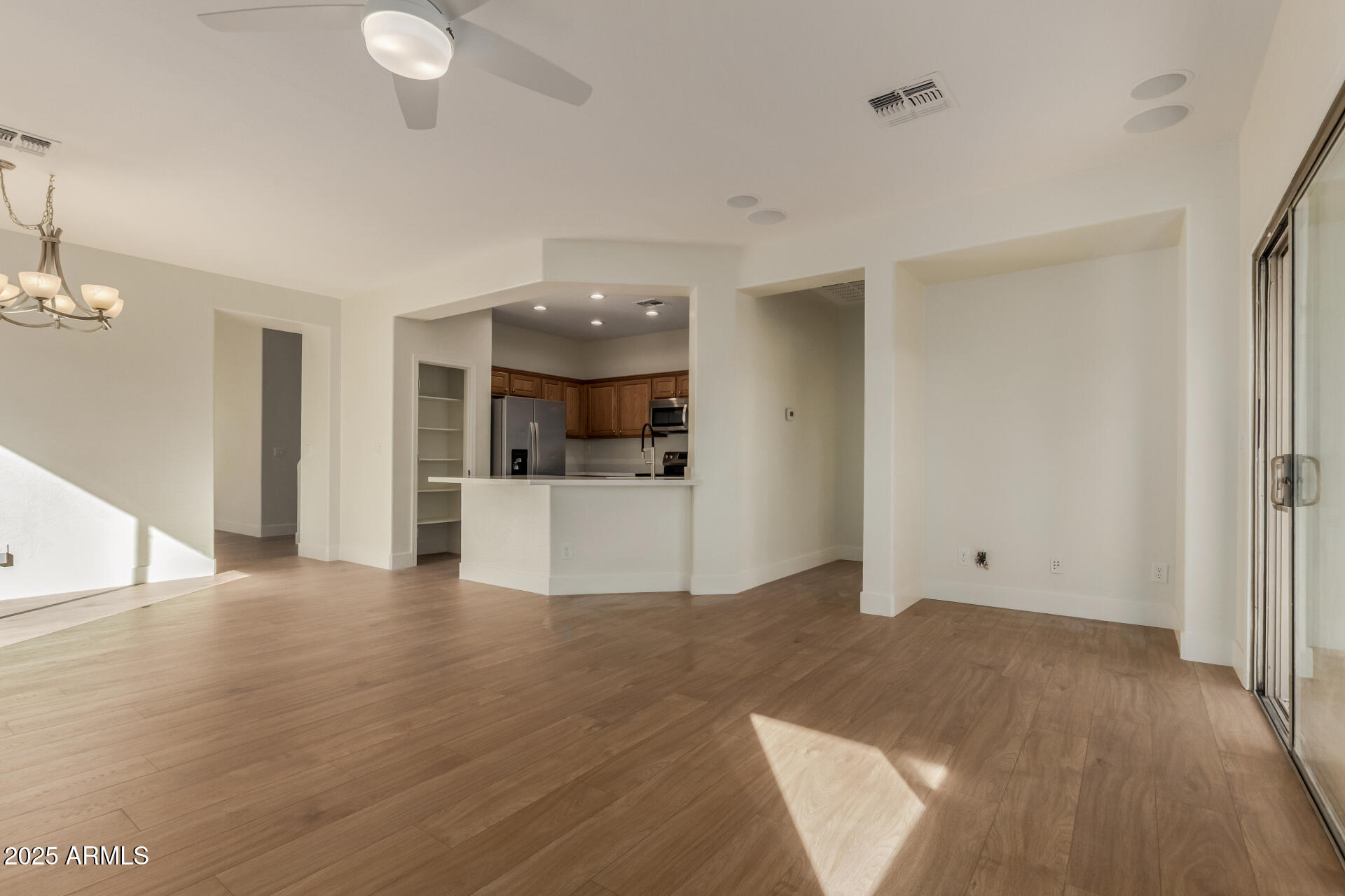 40809 N RALEIGH Court