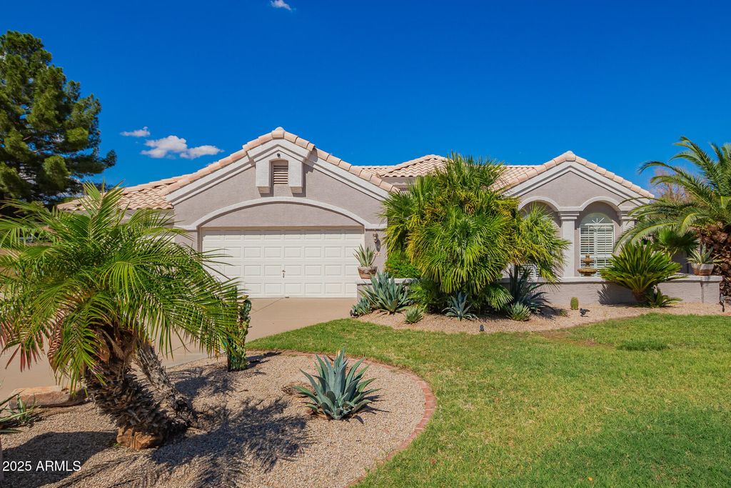 Photo of 5542 W Alameda Road, Glendale, AZ 85310 (MLS # 6925413)