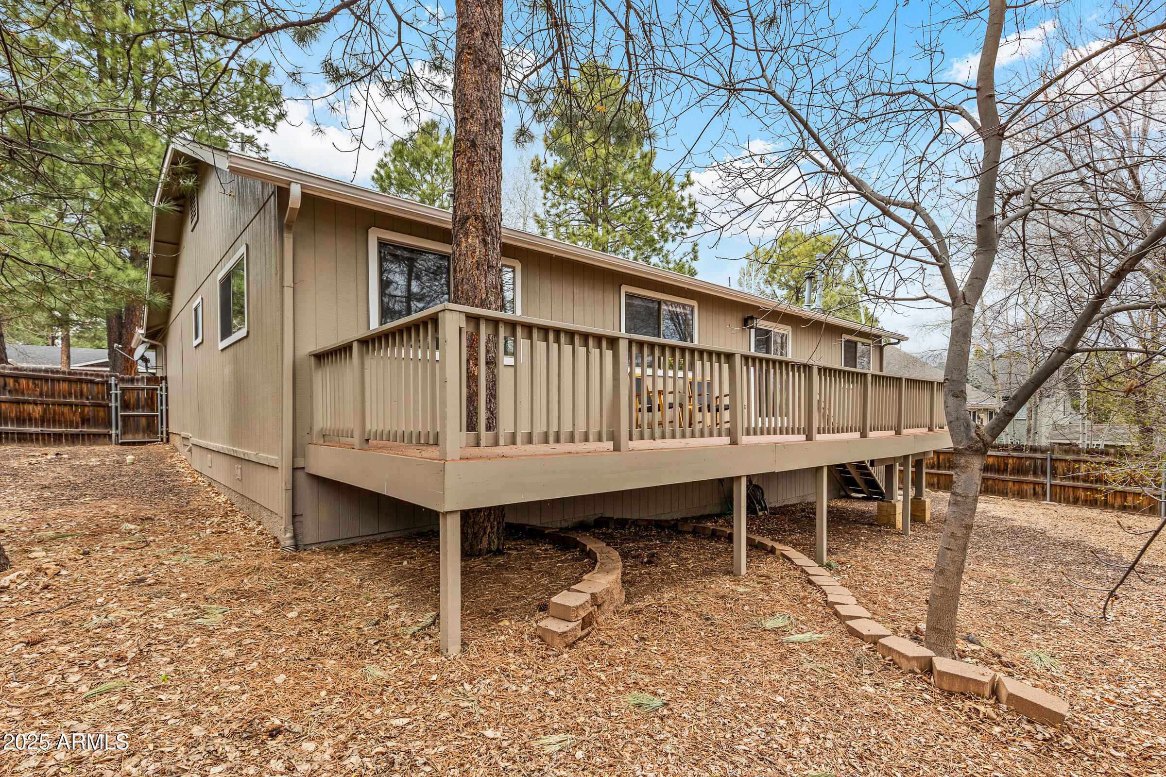 69 E MOHAWK Drive