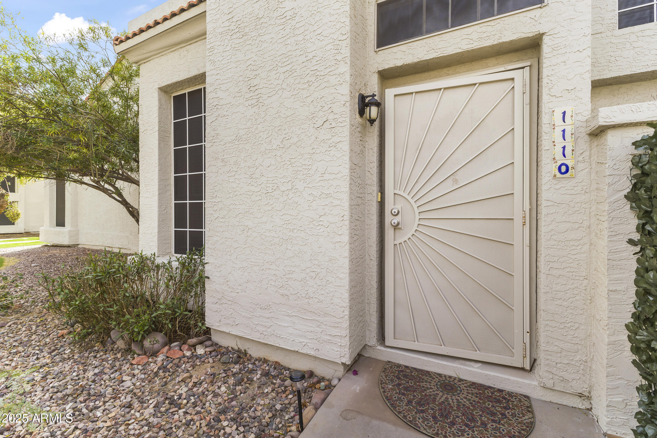 1717 E UNION HILLS Drive 1110