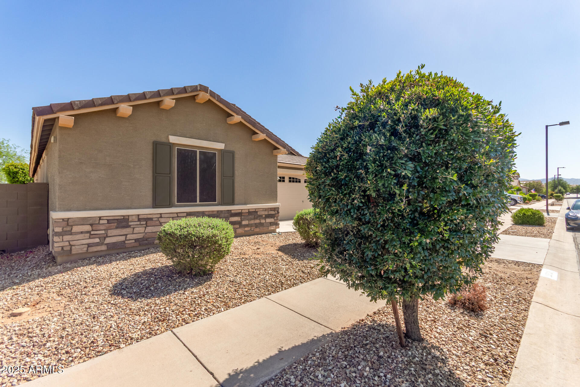 Homes 3 15719 W LAUREL Lane