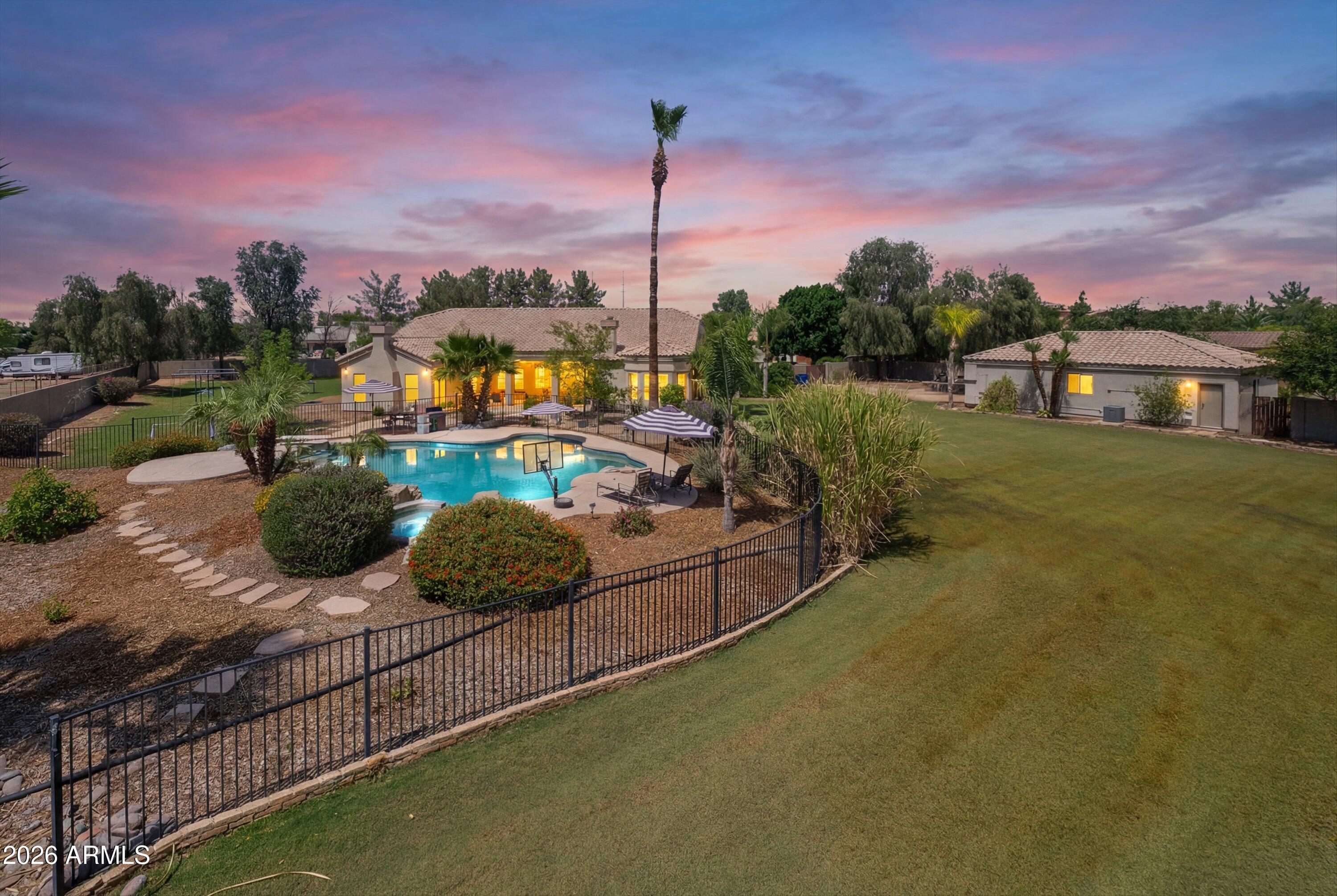 370 S Equestrian Court