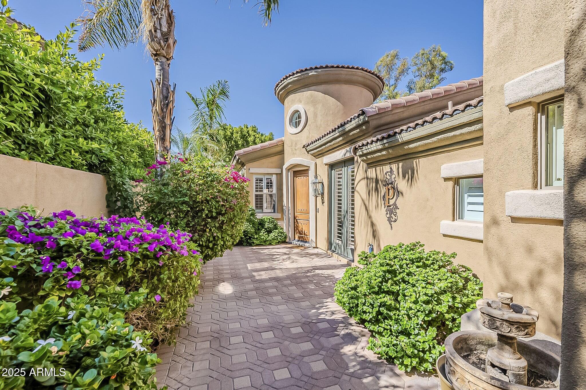 Homes 2 3406 E PYRENEES Pass