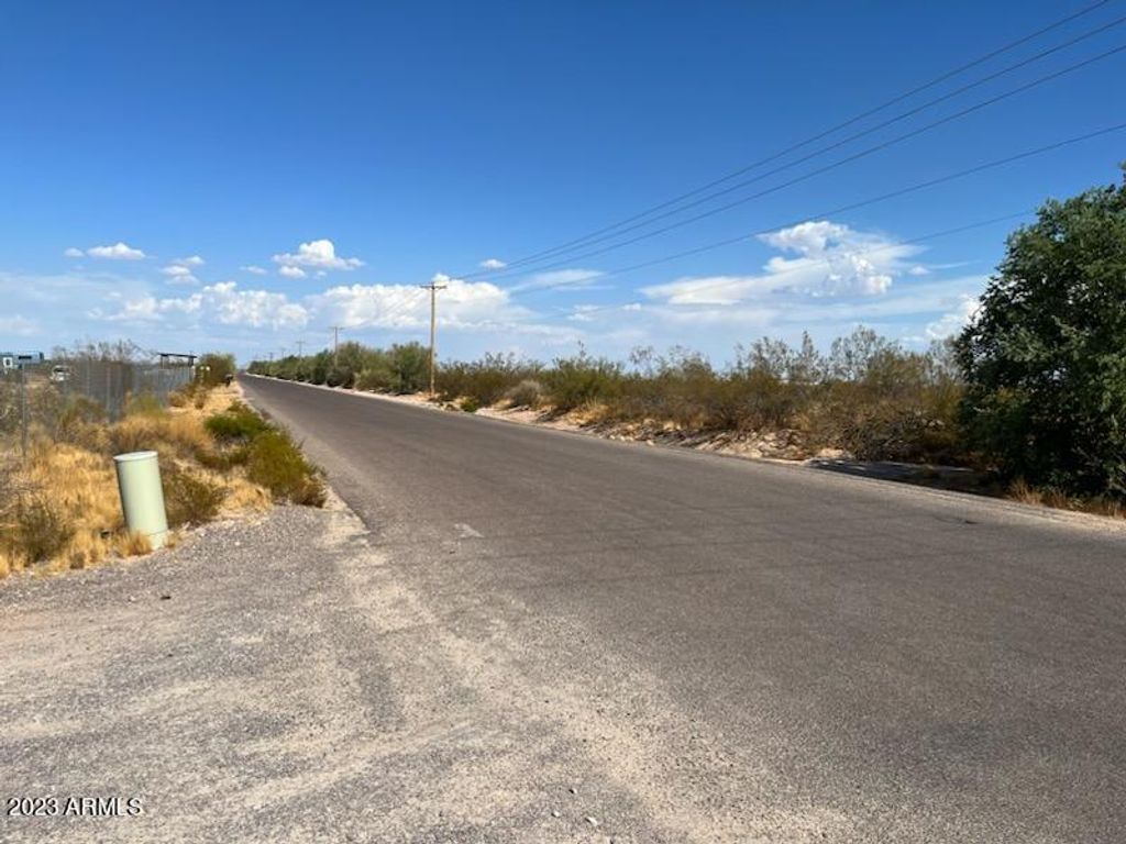 Photo of 0 W Barnes Road #-, Maricopa, AZ 85138 (MLS # 6599631)
