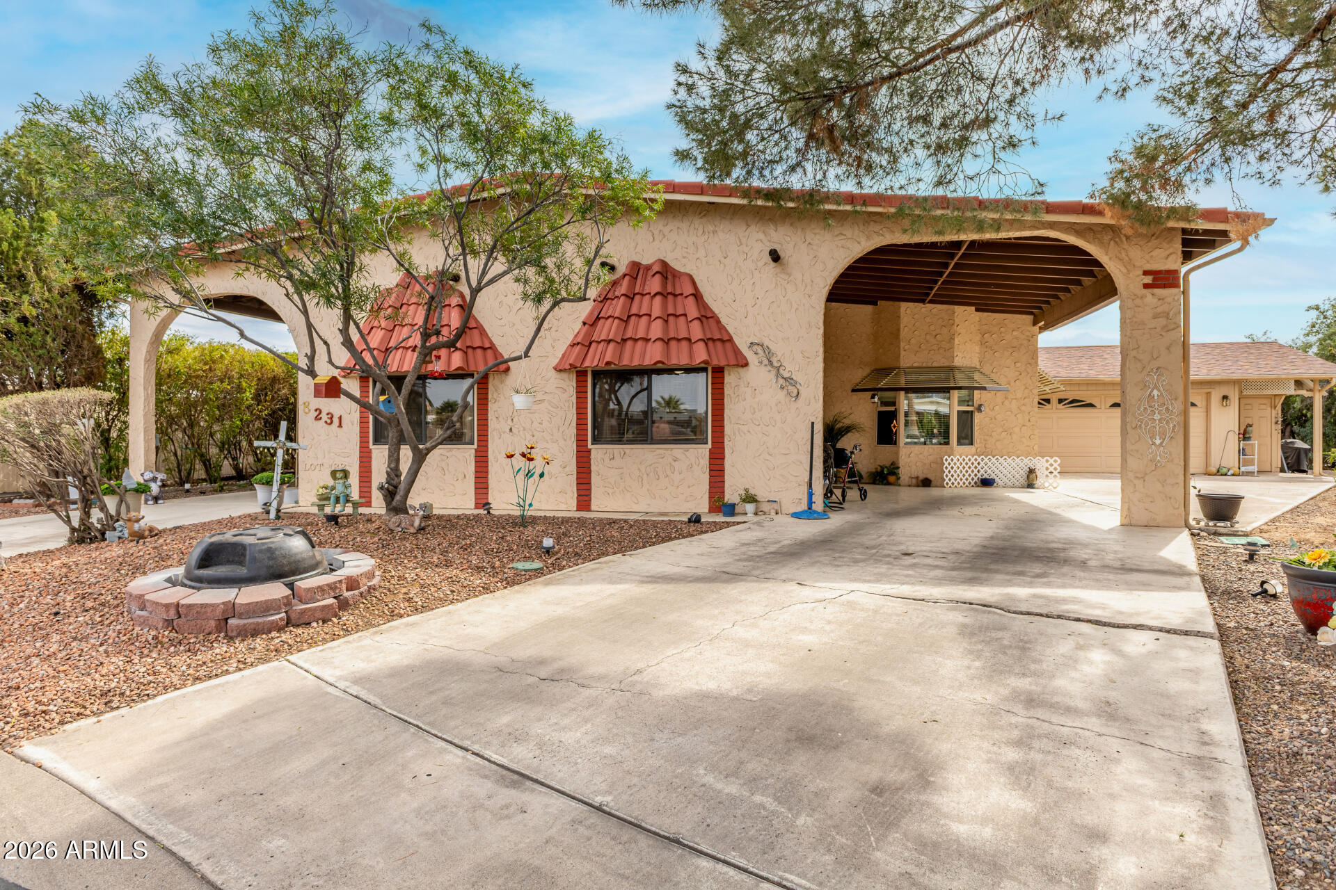 8231 E CACTUS Drive
