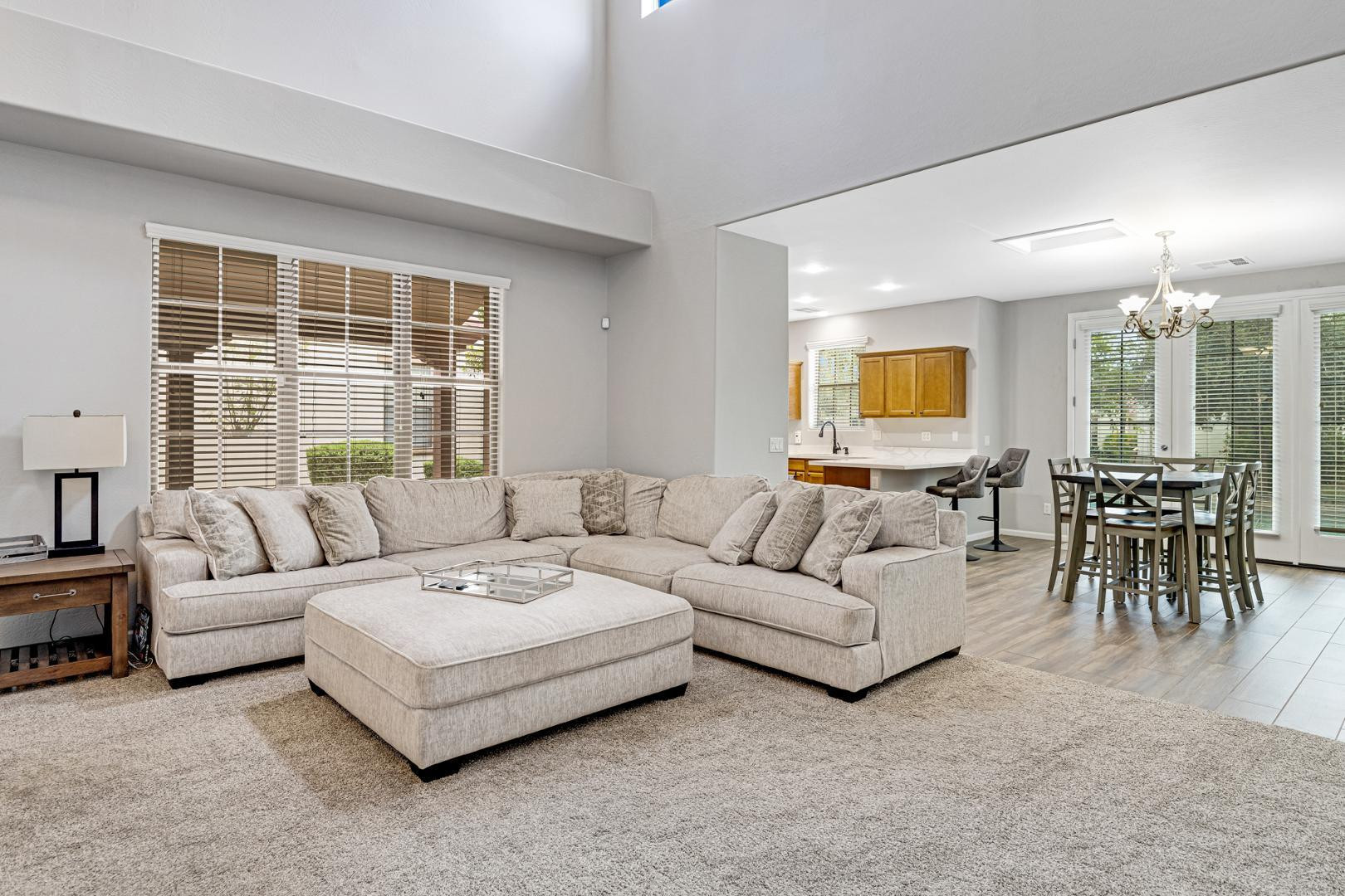 15366 W Bloomfield Road