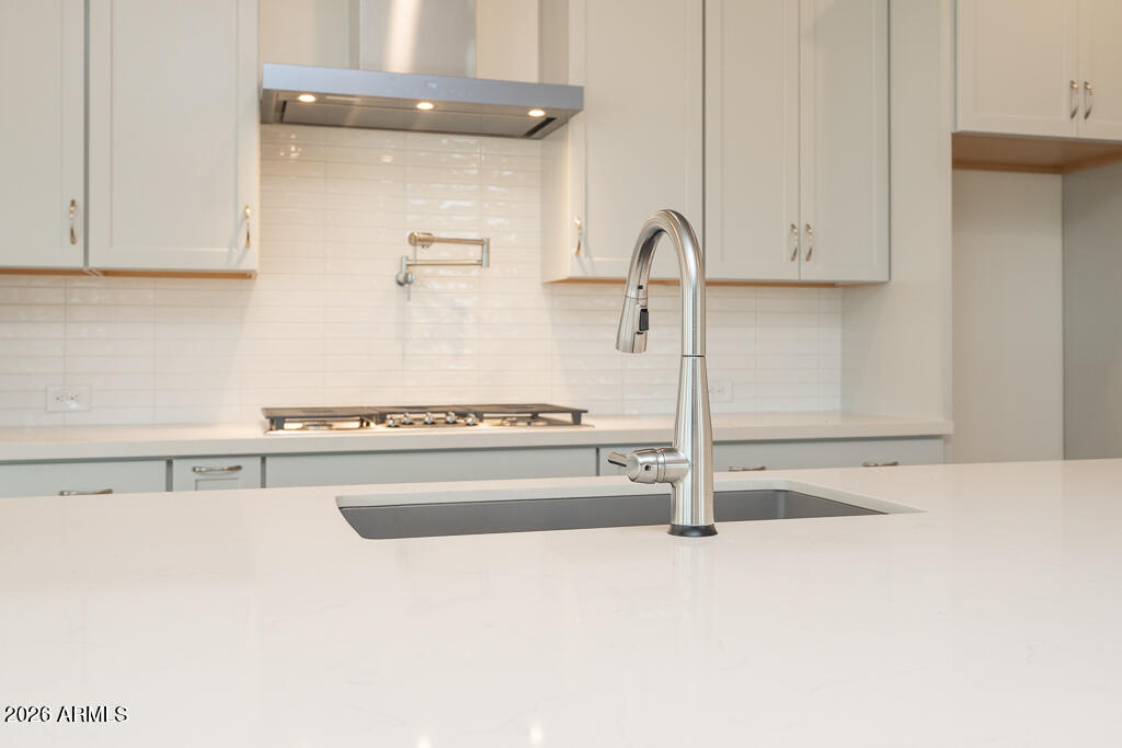 2603 E ALFONSO Drive