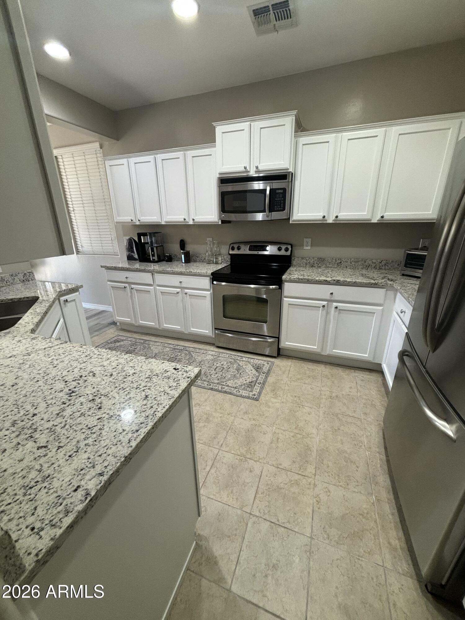 6711 W MOCKINGBIRD Way