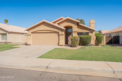1046 W TREMAINE Avenue Gilbert AZ 85233