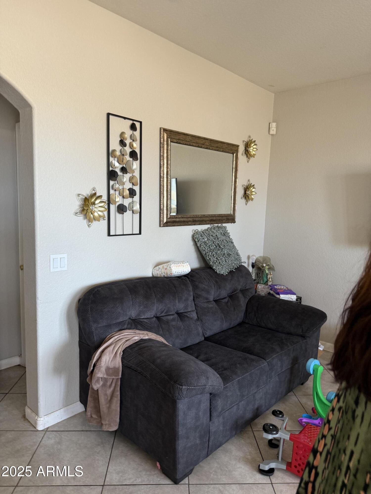 3825 S 60 Drive
