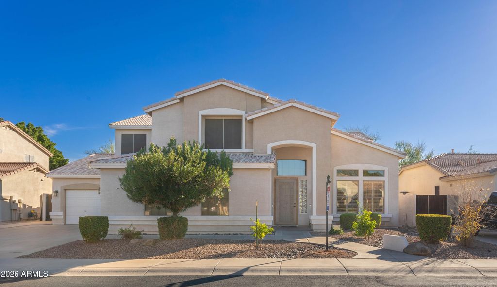 Photo of 2029 W Wildhorse Drive, Chandler, AZ 85286 (MLS # 6972365)