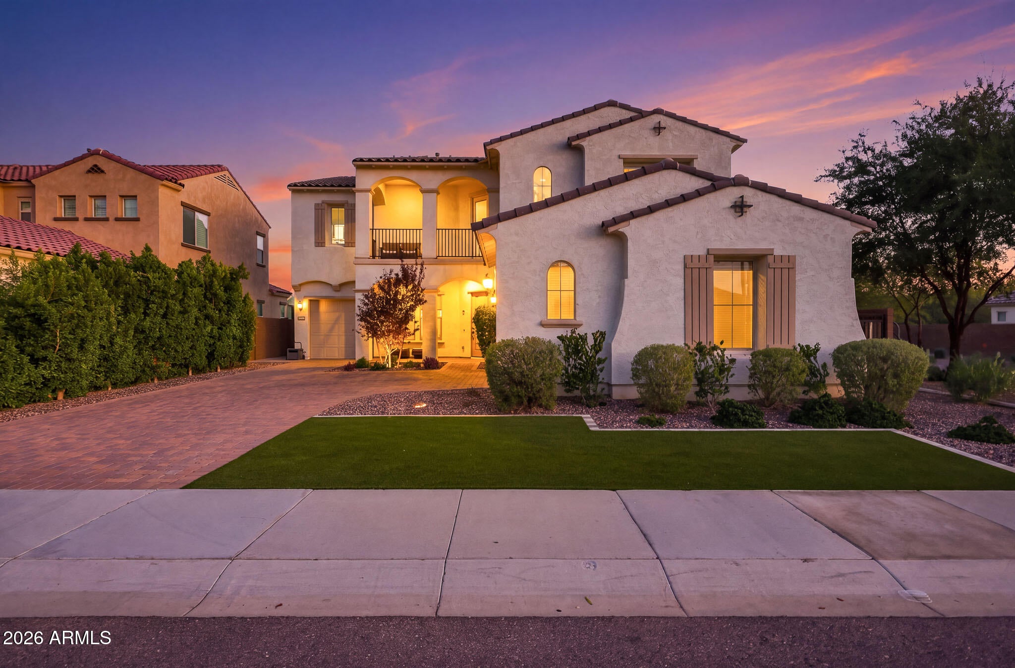3409 E CASHMAN Drive