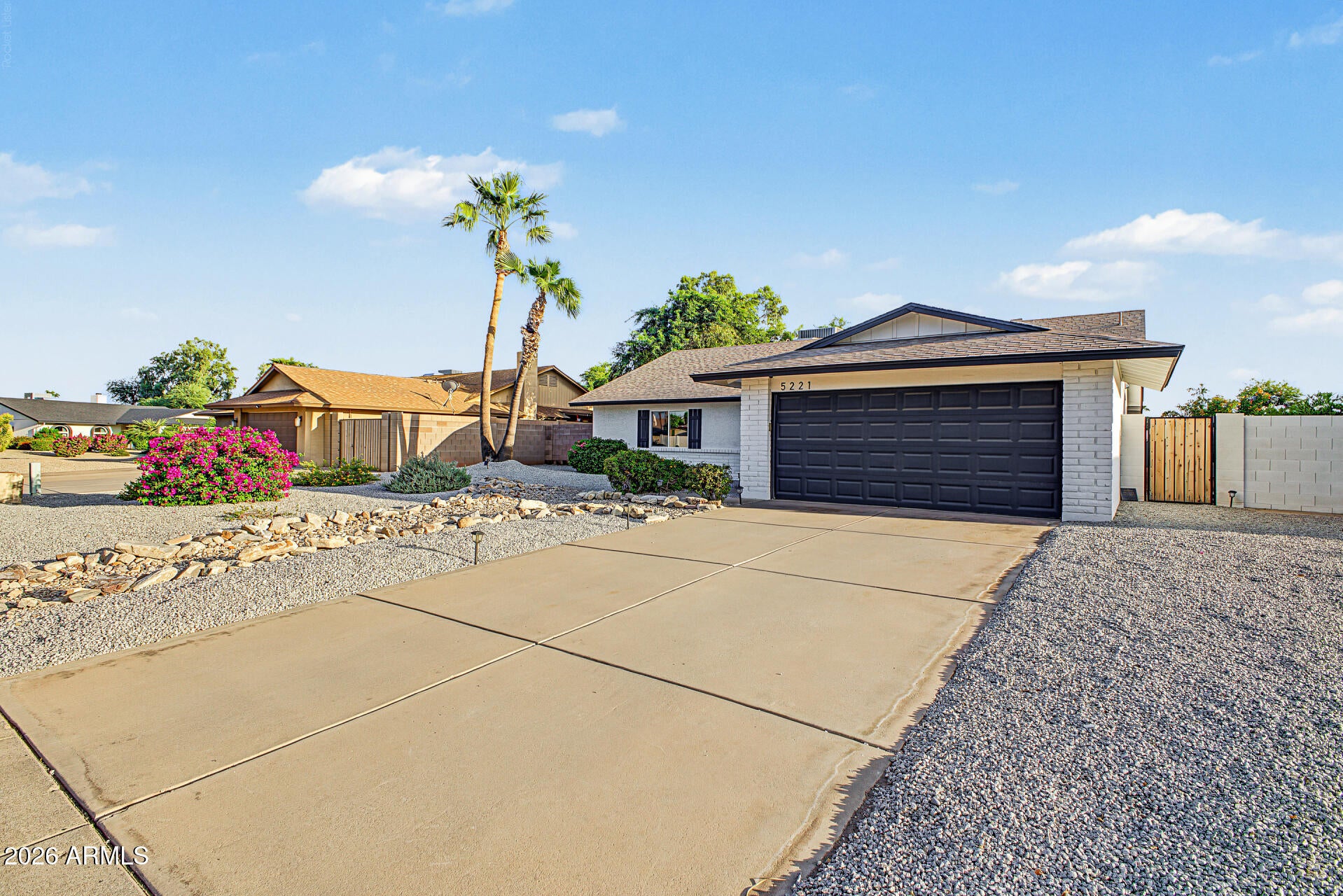 5221 E TIERRA BUENA Lane