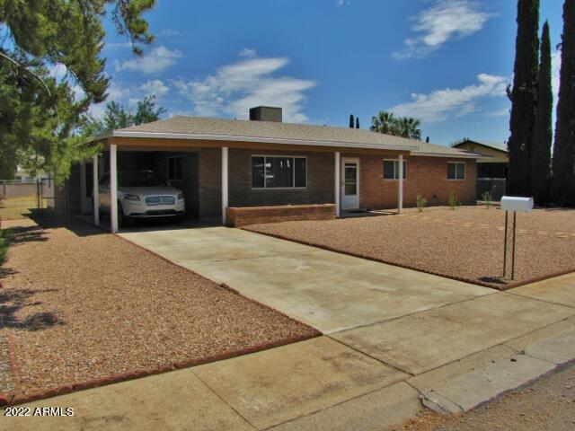 GARDEN CANYON HEIGHTS STRATCOM VILLAGE - Residential Lease