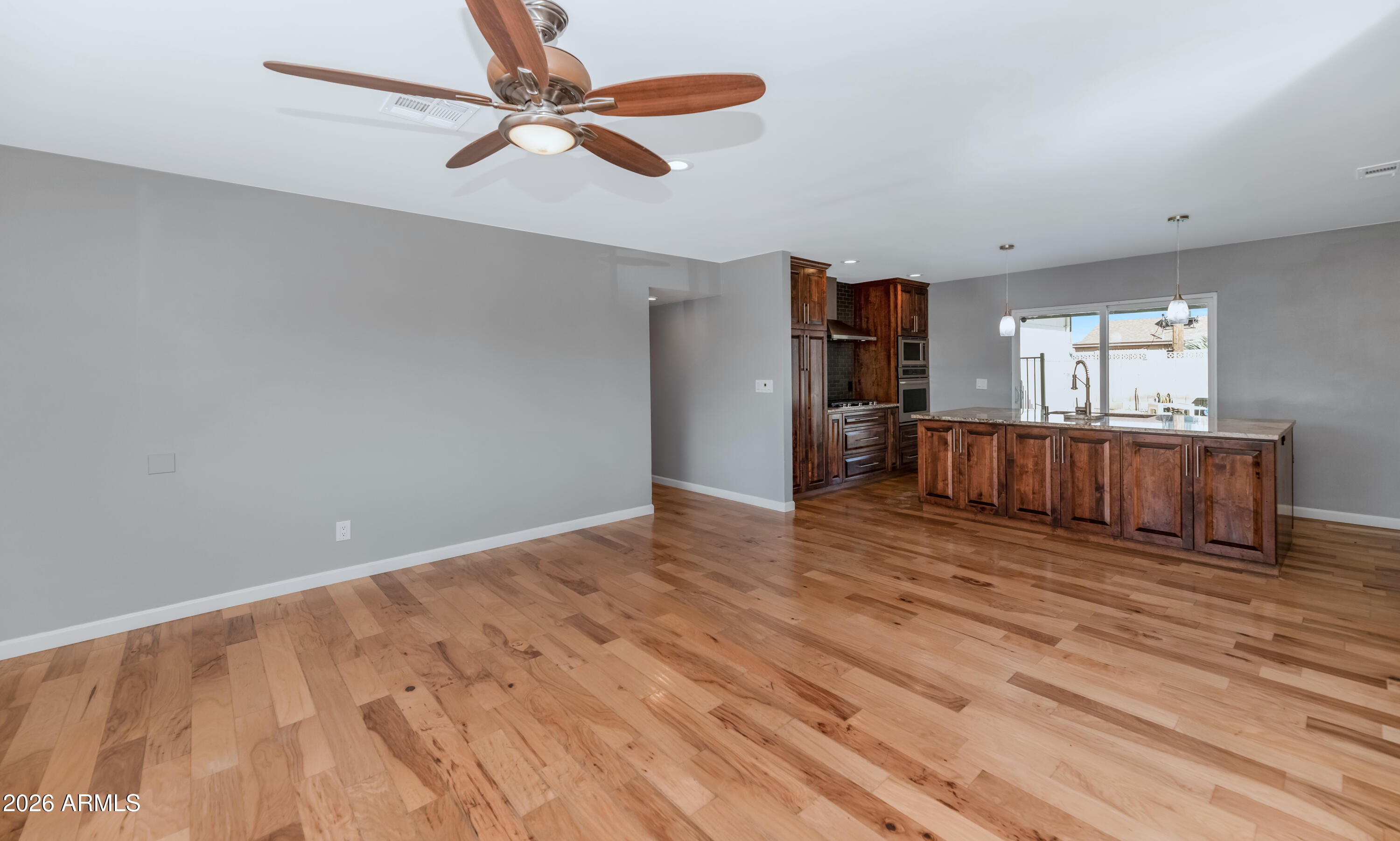 3444 W CORRINE Drive