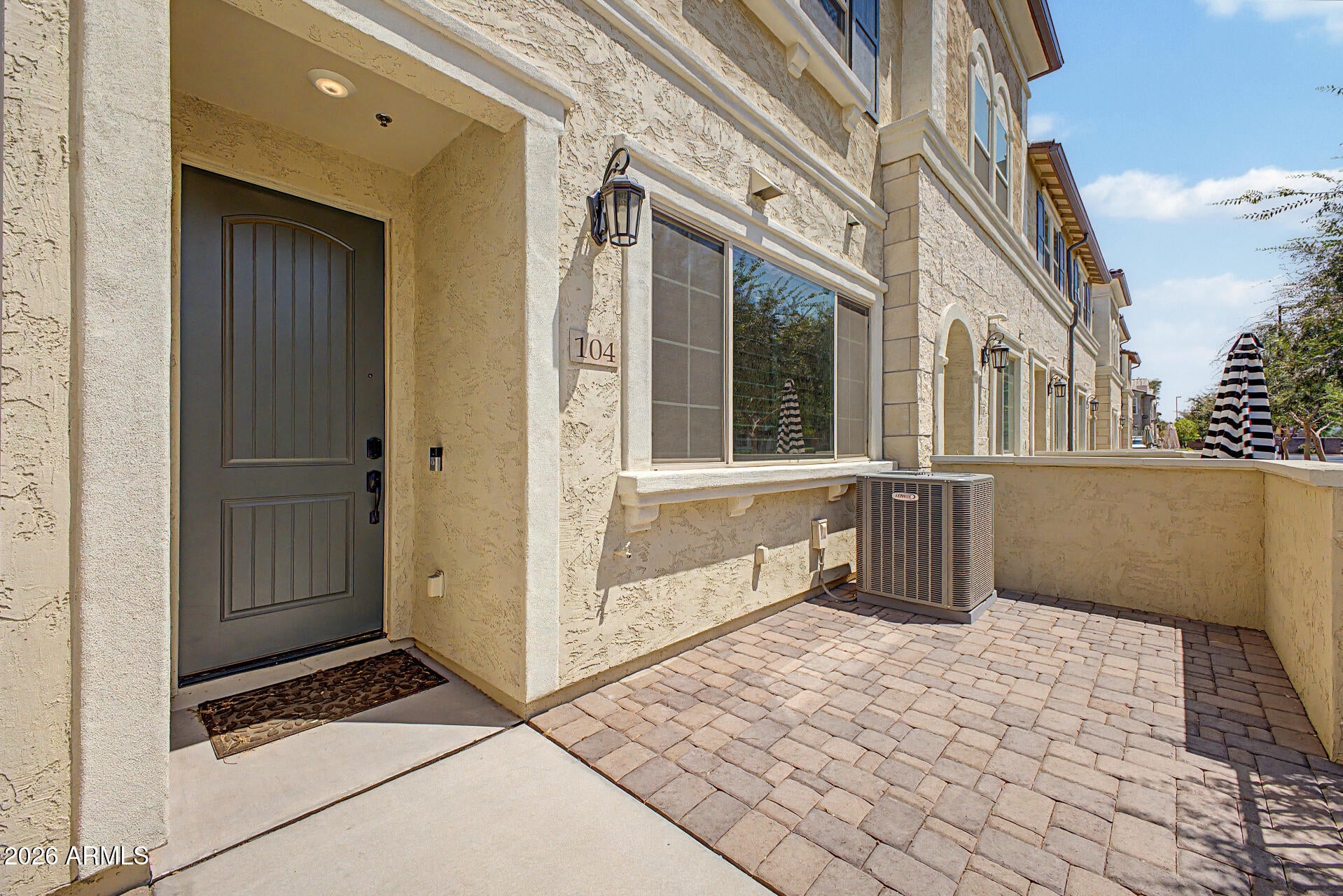 1917 E HAMPTON Lane 104