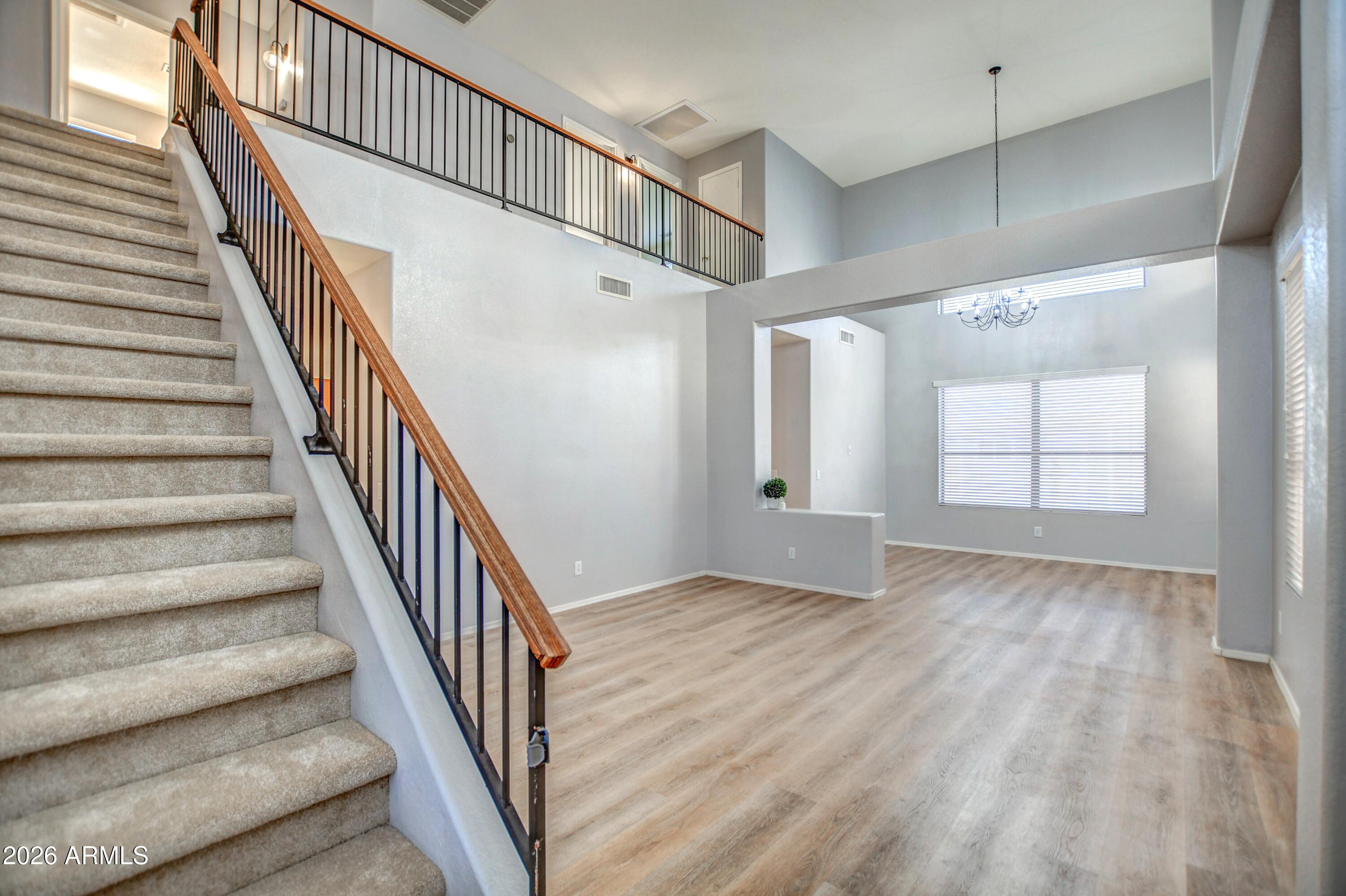 3802 W FALLEN LEAF Lane