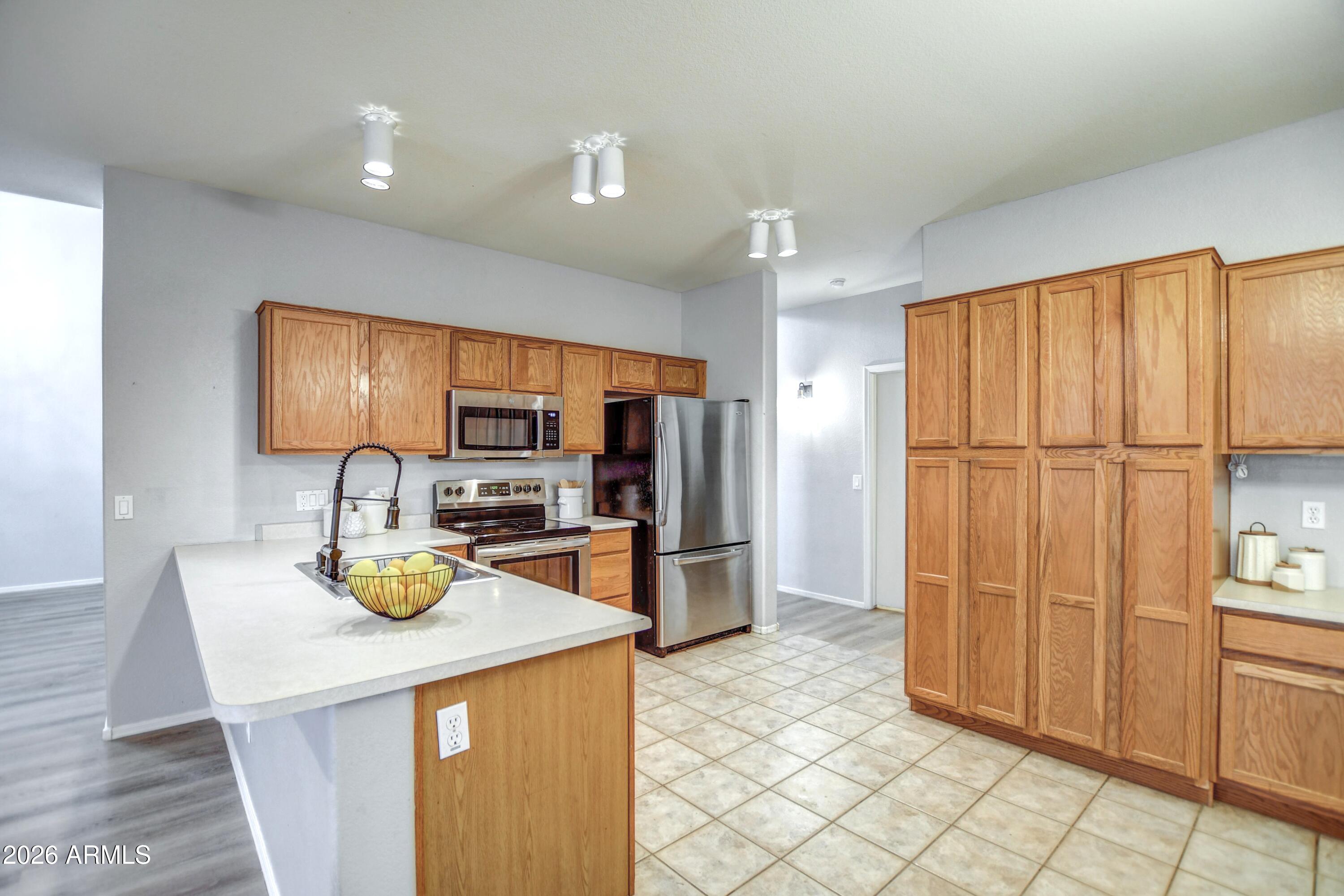 NORTH CANYON RANCH - Residential