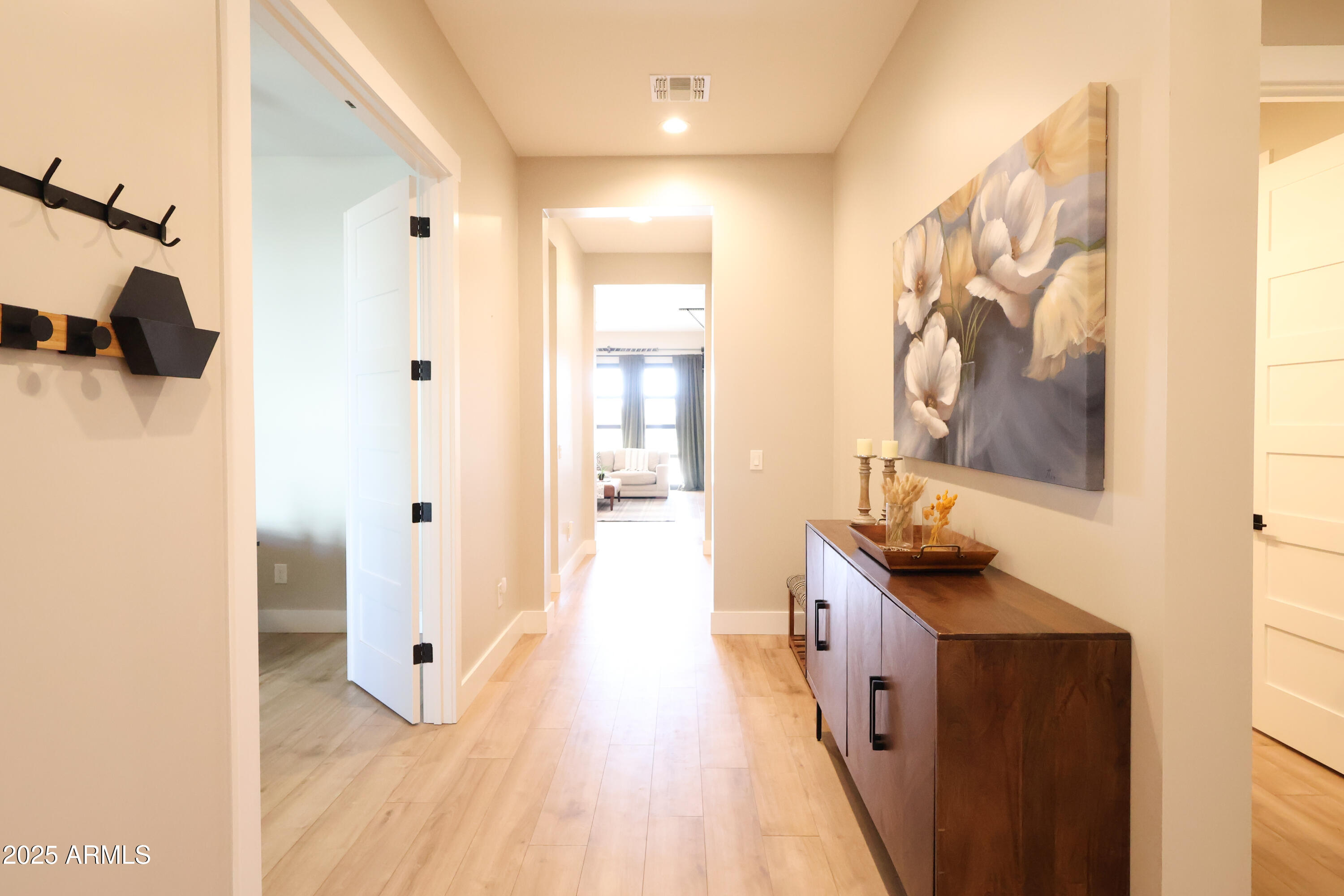 27372 N MICHELLE Lane