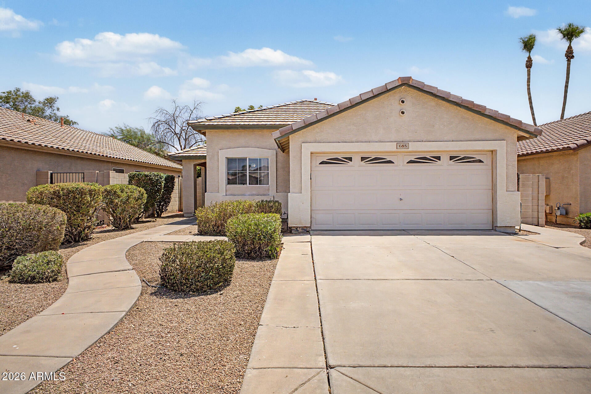 Photo 1 of 26 — 685 E CANTEBRIA Drive, Gilbert, AZ 85296
