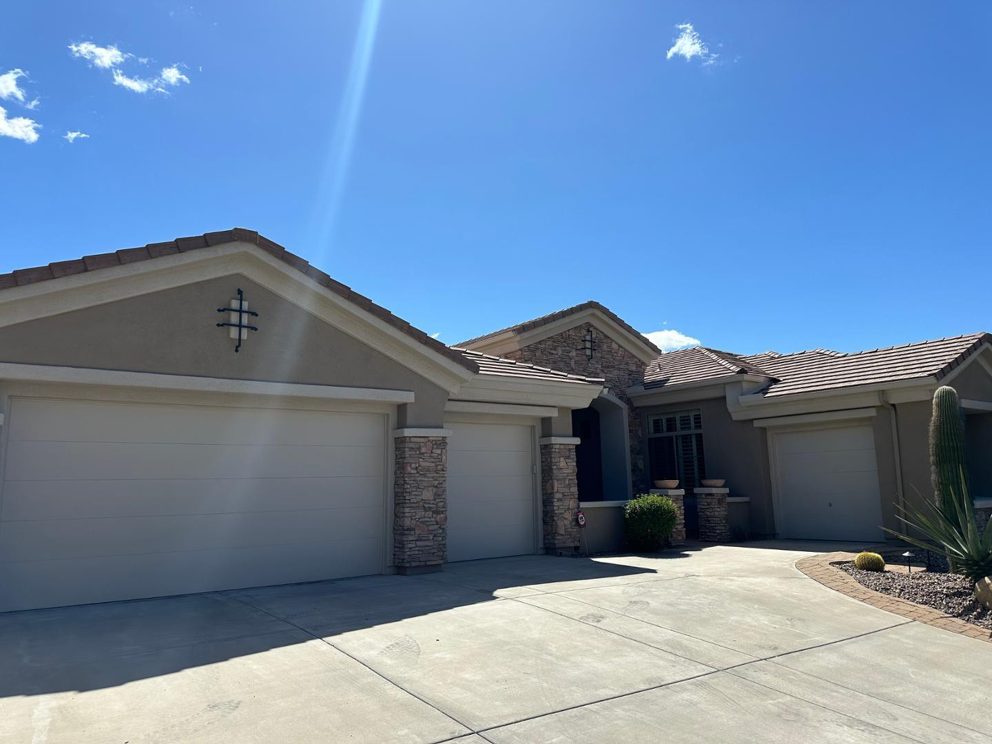 42107 N Mountain Cove Drive