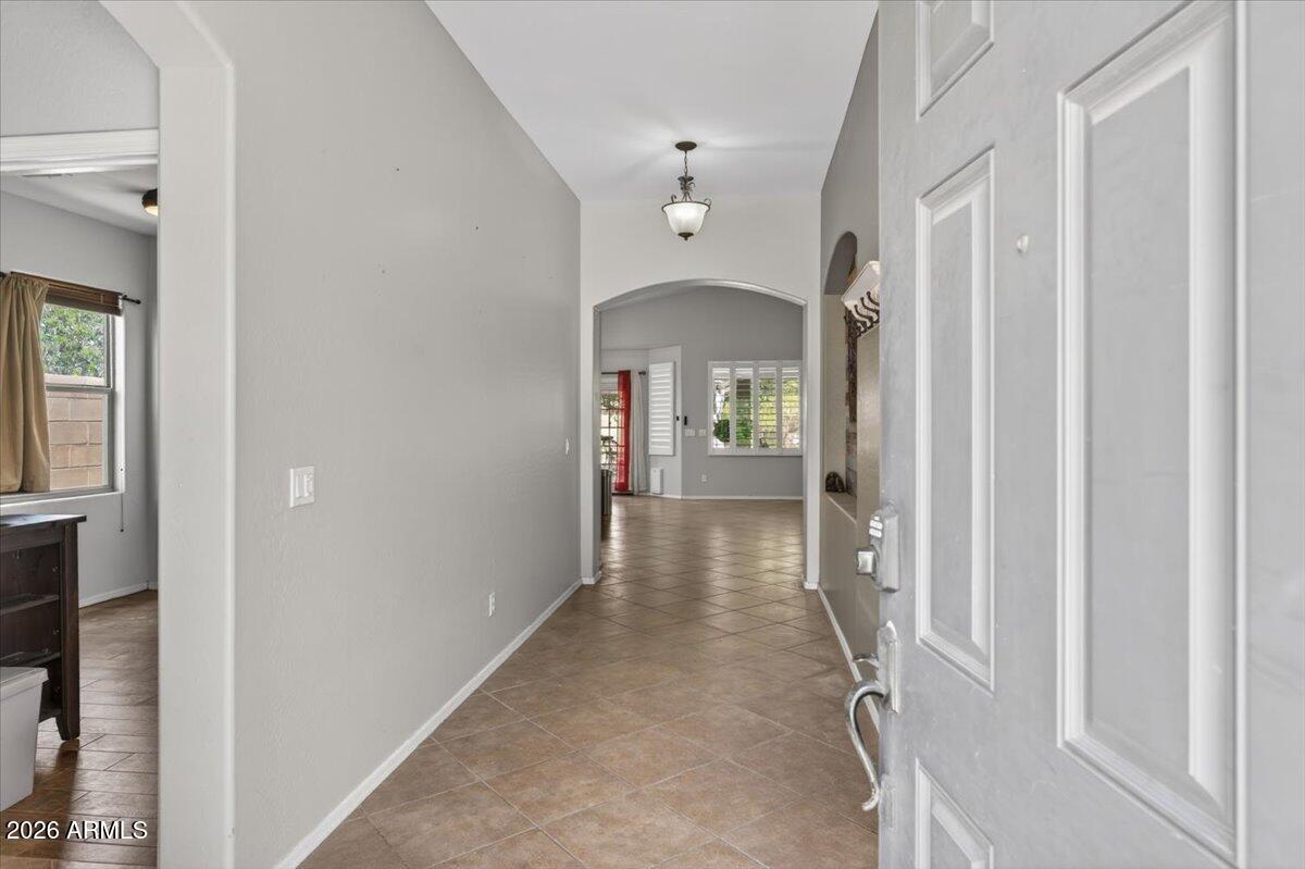 1628 W FRUIT TREE Court