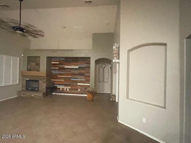 1628 W FRUIT TREE Court