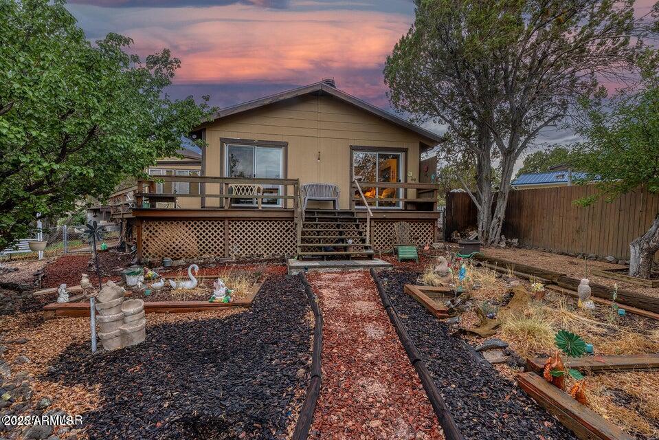 WHITE MOUNTAIN LAKES UNIT 8 - Residential