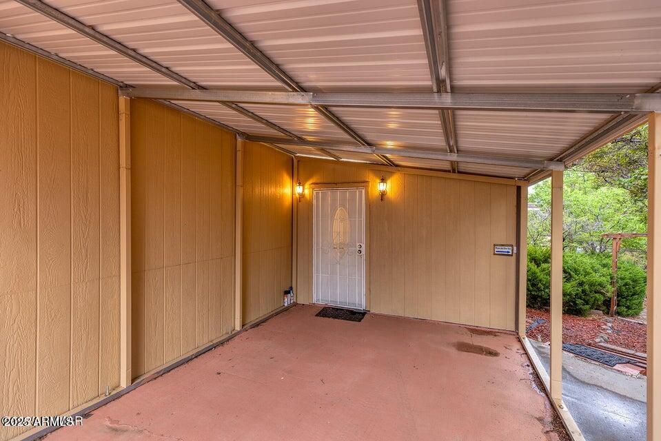 WHITE MOUNTAIN LAKES UNIT 8 - Residential