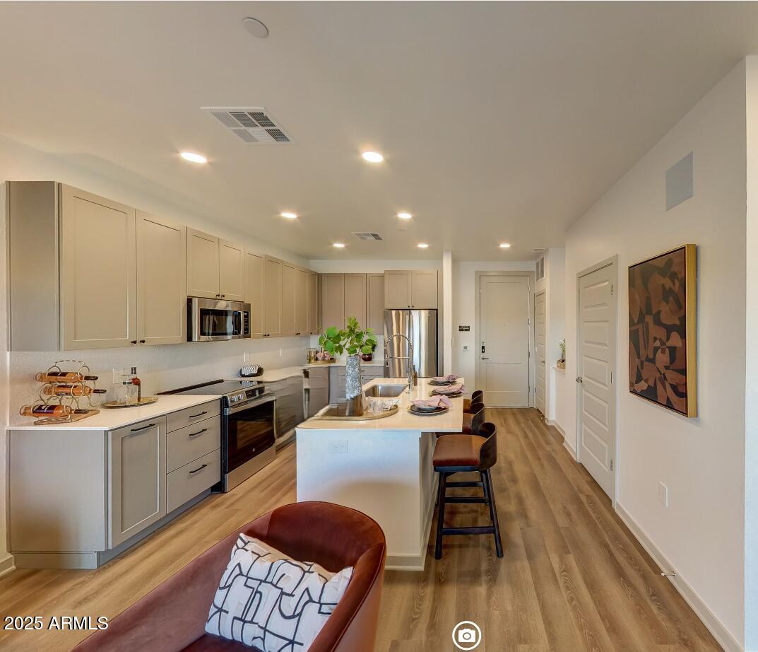 1225 N ARIZONA Avenue A2.1