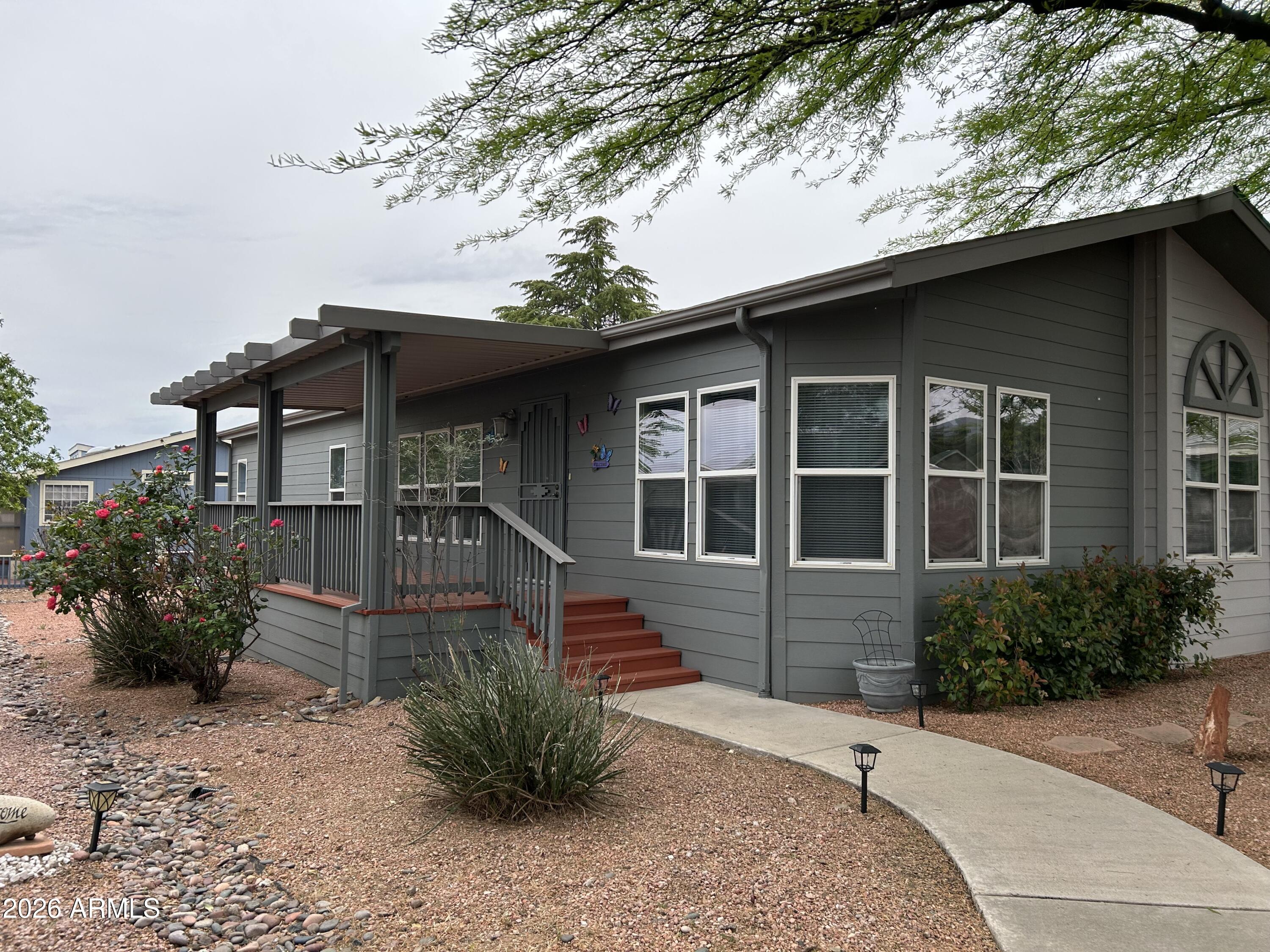 2050 W State Route 89 A -- 300