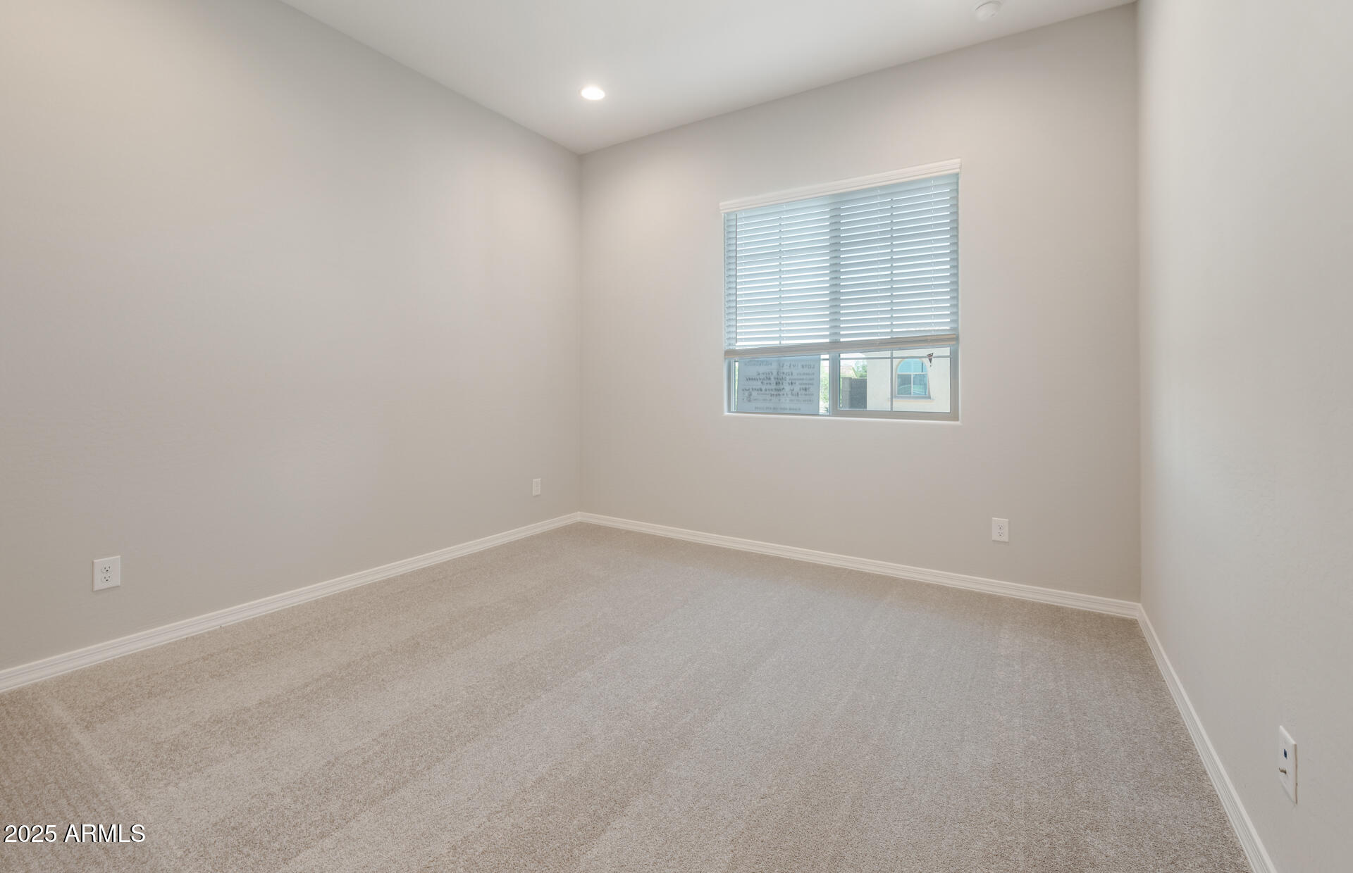 7802 W Mockingbird Way