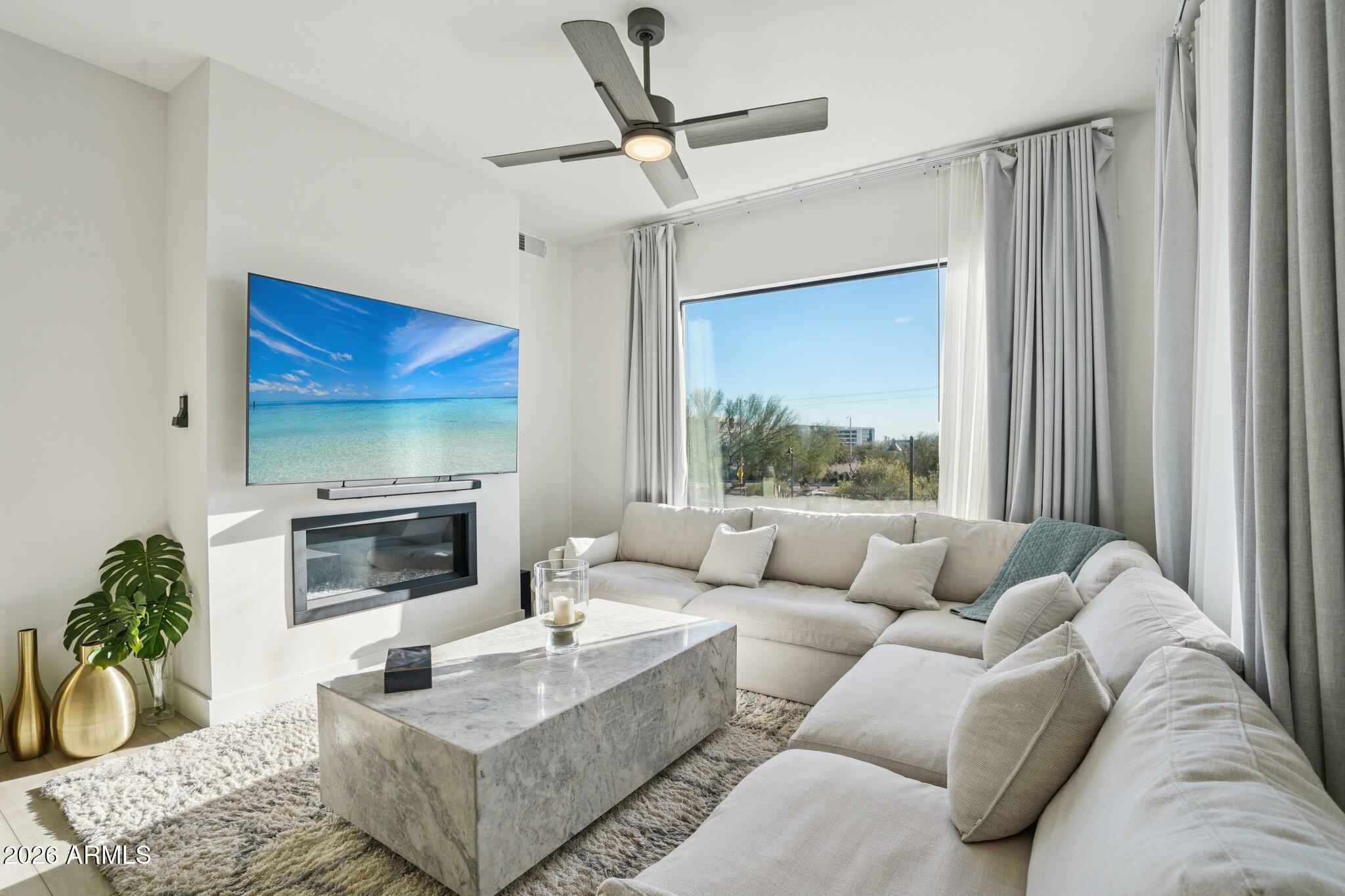 5250 E DEER VALLEY Drive 209