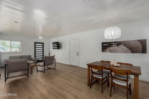 Photo of 829 W Mitchell Drive, Phoenix, AZ 85013 (MLS # 6914708)