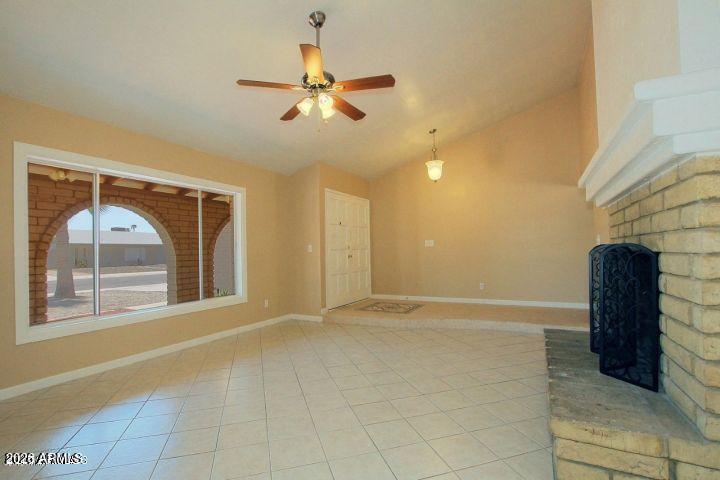 4606 W Augusta Avenue