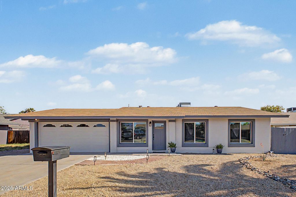 Photo of 3719 W Evans Drive, Phoenix, AZ 85053 (MLS # 7026138)