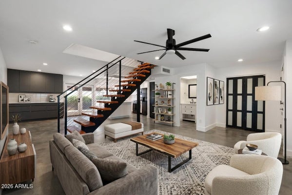 4208 N PARKWAY AVE, SCOTTSDALE, AZ 85251 - Image 20360f14f4cc56e04897d4f4ece1eeb3/1071134207